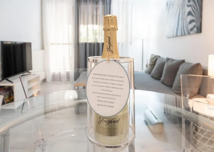 Al Lado De La Romareda *