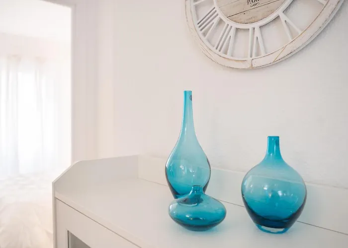 Al Lado De La Romareda شقة